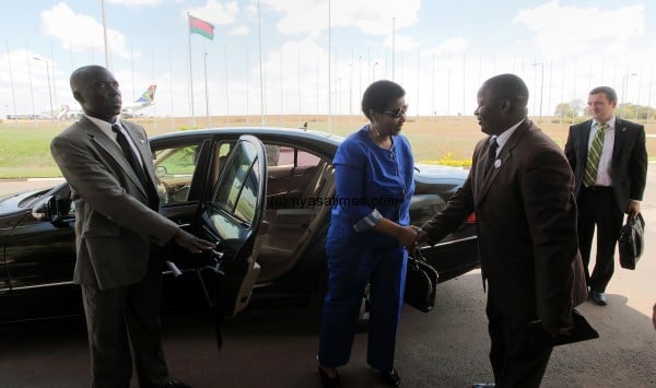 Under-Secretary-General and Executive Director of UN Women Phumzile Mlambo-Ngcuka being welcomed in Malawi by deputy foreign affairs minister Abel Kayembe