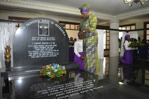Callista Mutharika paying tribute to Bingu