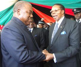 MUTHARIKA-CONGRATULATES_RUPIA_BANDA-272x224