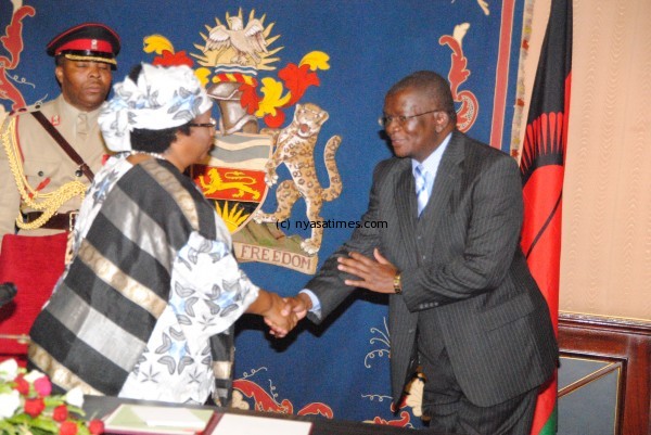 JB congratulates Justice Kenyatta Nyirenda after taking oath of Office