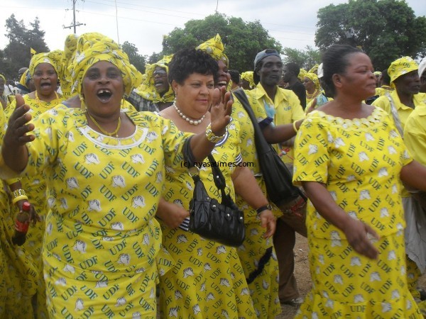 UDF women troops