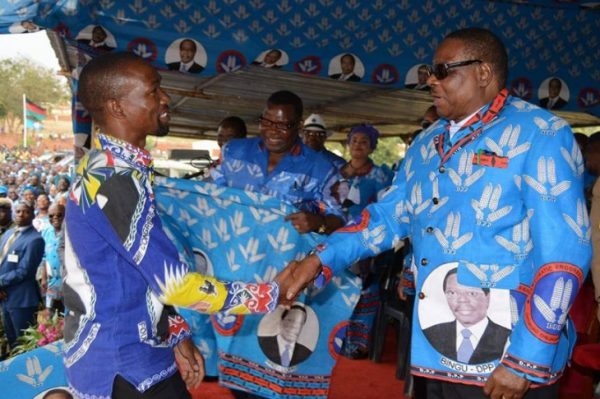Gift Howahowa joins DPP from MCP