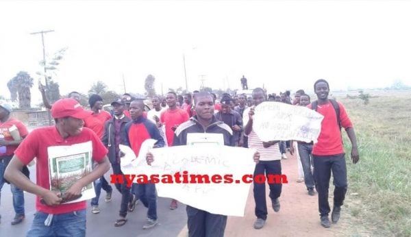Mzuni students hold demo
