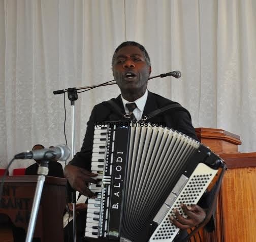 A friend to the late Thomas Banda singing....Photo Jeromy Kadewere