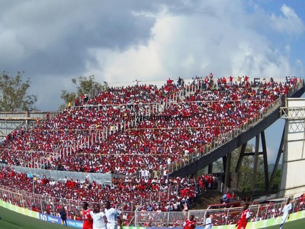  All-in-red-and-white.....Photo-Jeromy-Kadewere.j