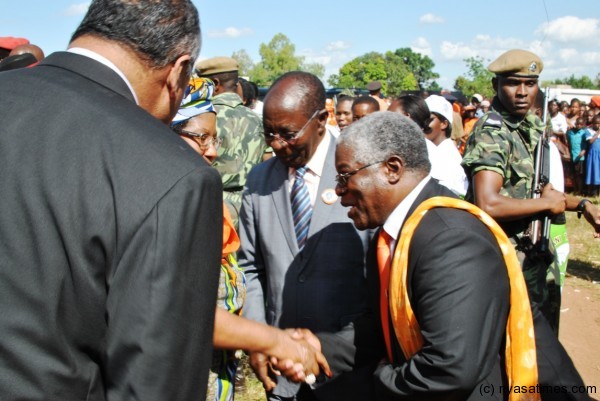 Mpinganjira greets President Banda 