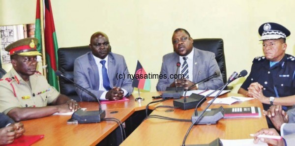 Investigation under way: Chibinu (send from left) with Insector General at the news conference