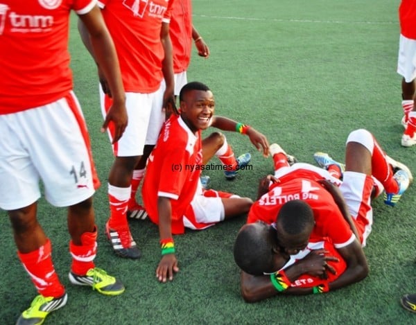 Big Bullets players celebrating after the fial whistle....Photo Jeromy Kadewere