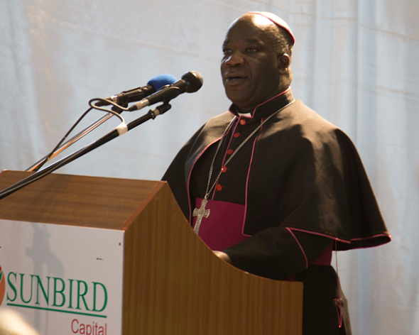 Bishop Msusa speaking at the meeting
