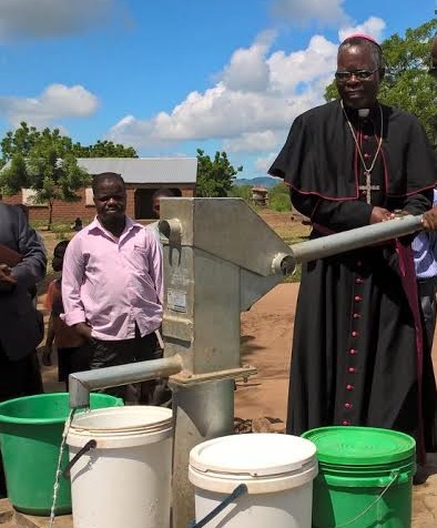 Bishop Musikwa at the borehole