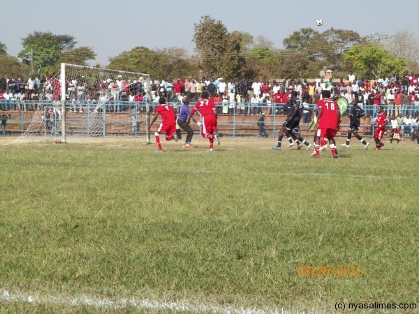 Bullets lay siege on Eagles goal, Pic Leonard Sharra