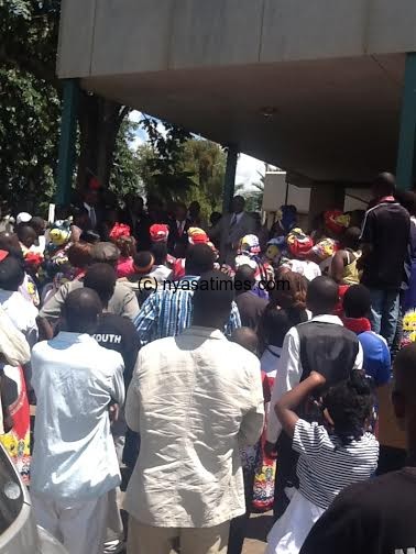 Chakwera addressing MCP supporters who welcomed him