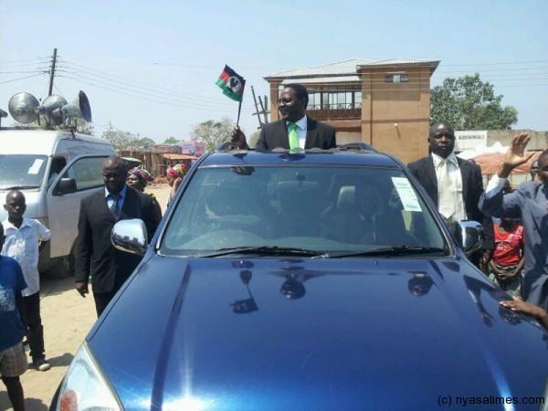 Chakwera arriving to the venue of the rally