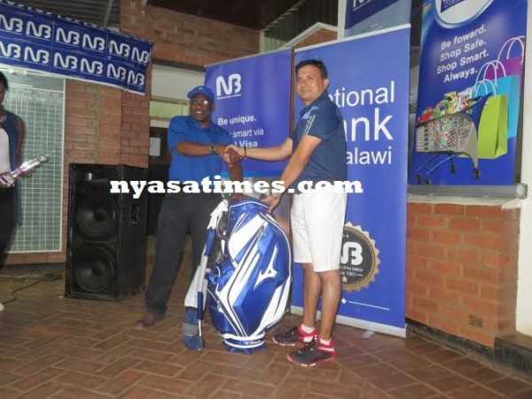 Champion Sanjay gets a state-of-the-art golf bag from Kawawa.