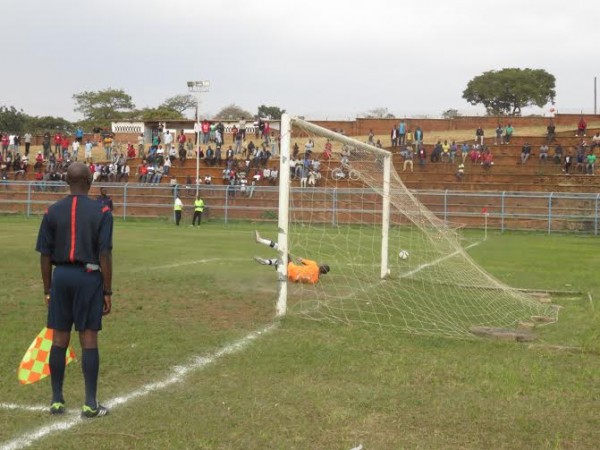 Chikwenga saves Davie Banda's spot kick, Pic Alex Mwazalumo