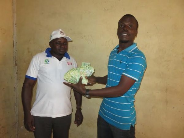 Chipiku Area 23 Branch Manager shows the cash