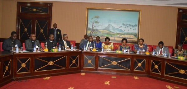 Cross section of members of Blantyre Synod led by the general Secretary Rev.Alex Maulana (L) present during the meeting with President Peter Mutharika at Kamuzu Palace on Thursday(C) Stanley Makuti