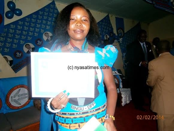 One of the DPP candidates showing her certificate