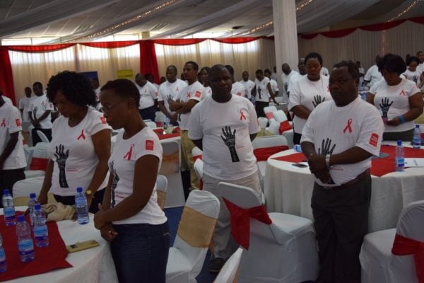 One minute silence to pay tribute to people who died of Aids