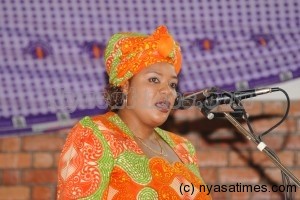 Anita Kalinde: Kamange replaced with Kamphasa