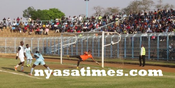 Dedza goalie saves Wadabwa's header, Pic Alex Mwazalumo