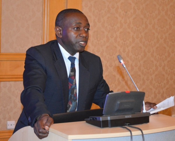 Deputy Labour Commissioner for Labour and Manpower Development Mr.Wafwile Musukwa makes his closing remarks after  a round table meeting on Child labour in Lilongwe on Friday (C) Stanley Makuti