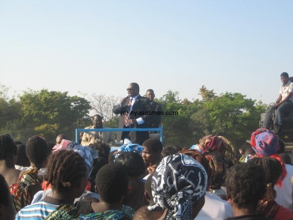 Peter Mutharika with Goodall Gondwe addressing a DPP campaign meeting in Mzuzu
