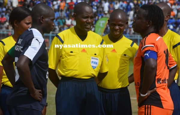 Duncan Lengani ( centre) under fire for denying Wadabwa's penalty-Jeromy Kadewere