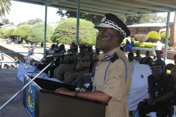 Dzonzi : Police chief