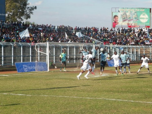 Eagles in search for an equaliser, Pic Alex Mwazalumo