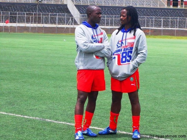 Assistant coaches: Ernest Mtawali and Patrick Mabedi sharing some notes before training....Photo Jeromy Kadewere