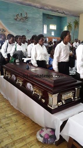 Faithfuls mourn Bishop Zuza