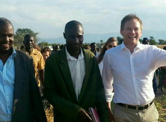 Grant Shapps meeting community behind Malawi irrigation project which has led to huge increase in food security