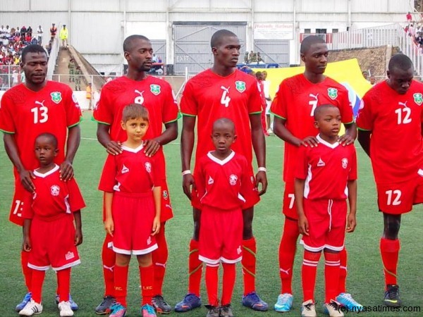 Flames players ready for the battle ...Photo Jeromy Kadewere/Nyasa Times