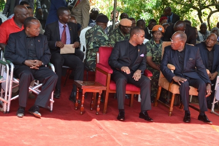 Former President Dr.Bakili Muluzi shares a point with Vice President Saulos Chilima during the funeral ceremony in Zomba while Mkondiwa leftlooks onPicture by Francis Mphweya-MANA.