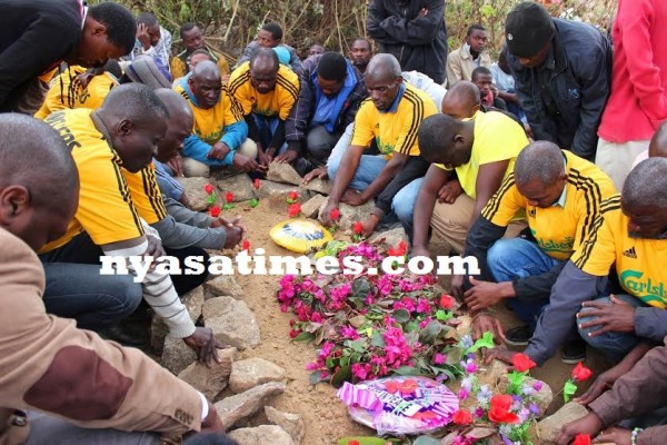 Former players paid their last respect...Photo Jeromy Kadewere