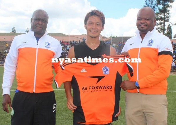 Genki Nakamura unveiled by coach Jack Chamangwana and Madeira...Photo By Be Forward Wanderers.
