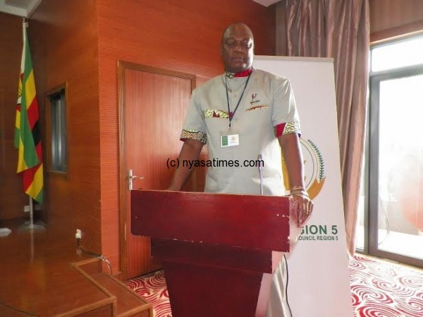 Sports Council chief George Jana : Readvertises course