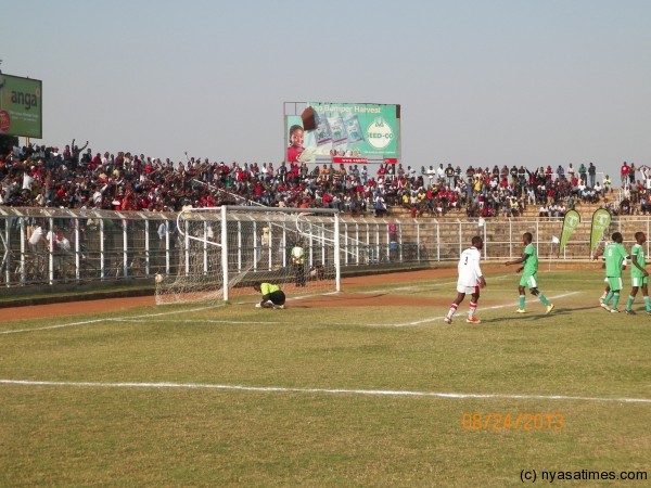Goaaaaal, Mponela goalie Charles Chipeta beaten by Henry Kabichi free kick, Pic Leonard Sharra, Nyasa Times
