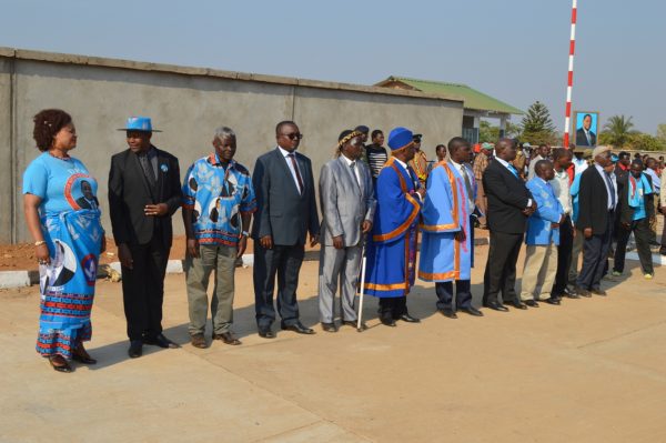 Government officials ,Chiefs and members of DPP waiting for the arrival of President Mutharika(C) Stanley Makuti