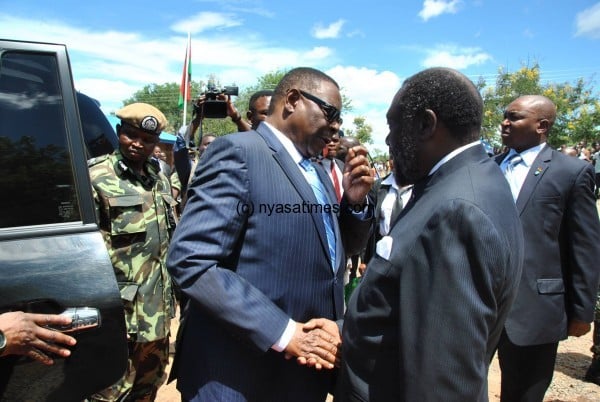 President Mutharika welcomed at Ngala by Minister Mussa