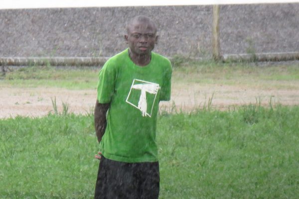 No rain covers, ball boy soaked in rains.- -Jeromy-Kadewere