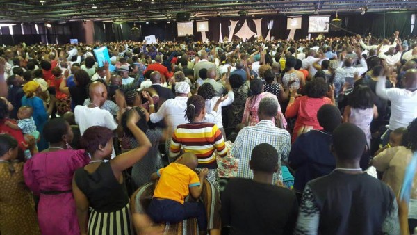 Hundreds of congregats at Bushiri