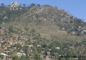 Illegal houses at the foot of Soche Mountain