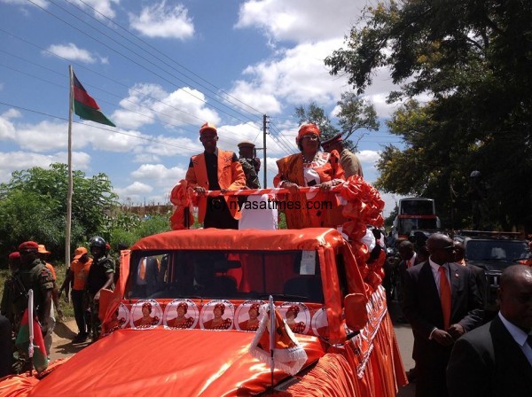 President  Banda and her running ate Sosten Gwengwe