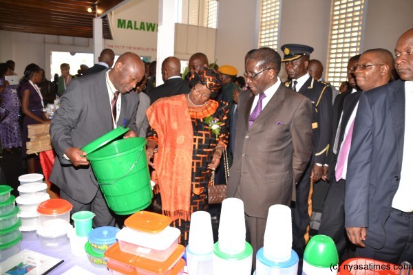 JB and Mugabe appreciate arkay plastics products