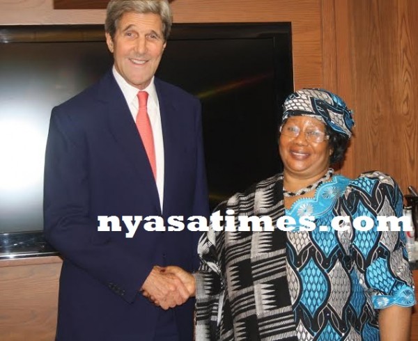 John Kerry and Joyce Banda in US