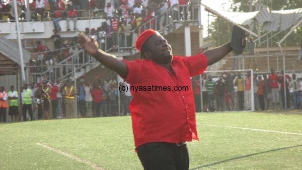 Bullets top fan: Jomo Osman resigns