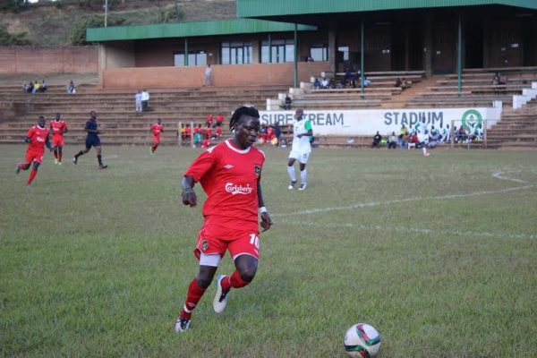 Joseph Kamwendo posseses the ball...Photo Jeromy Kadewere
