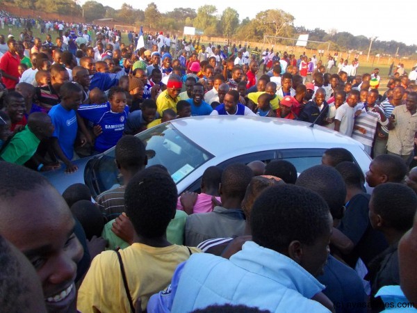 Joseph Kamwendo's car was centre of attraction as fans surrounded it while chanting JK JK.....Photo Jeromy Kadewere